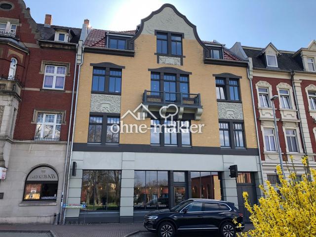 Top sanierte Praxis / Ladeneinheit / Praxis in Bestlage / Loftwohnung