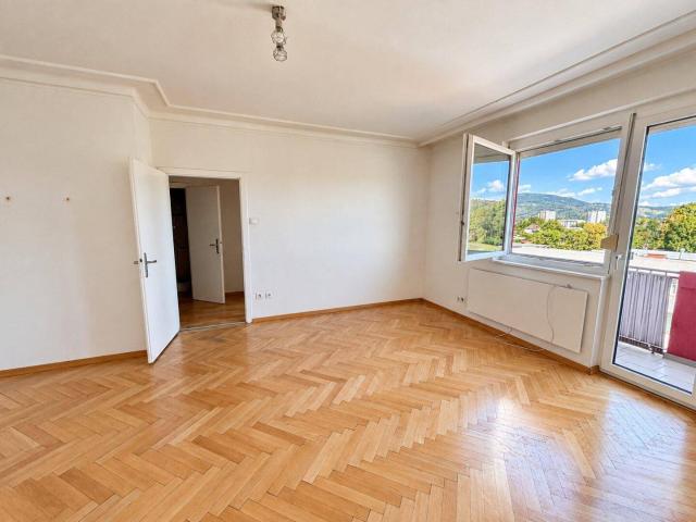 TOP POTENZIAL in Graz Gösting! Helle 2 Zimmer Wohnung mit Balkon & Panoramablick