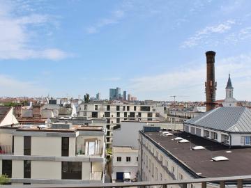 Top Penthouse bei U4/U6 – 25 m² Balkon und Terrassenfläche