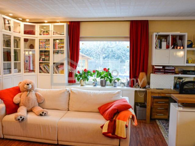 Top lage! Einfamilienhaus mit Doppelgarage auf großem Grundstück!