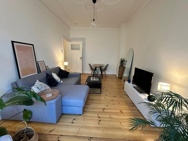 Top renovated, modern and fully furnished 2 room apartment in a prime city location in Berlin with nice balcony, Berlin Amsterdam Apartments for Rent