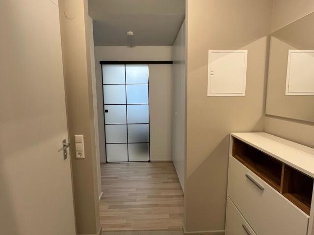 Top renovated 2 room apartment in Stuttgart city center