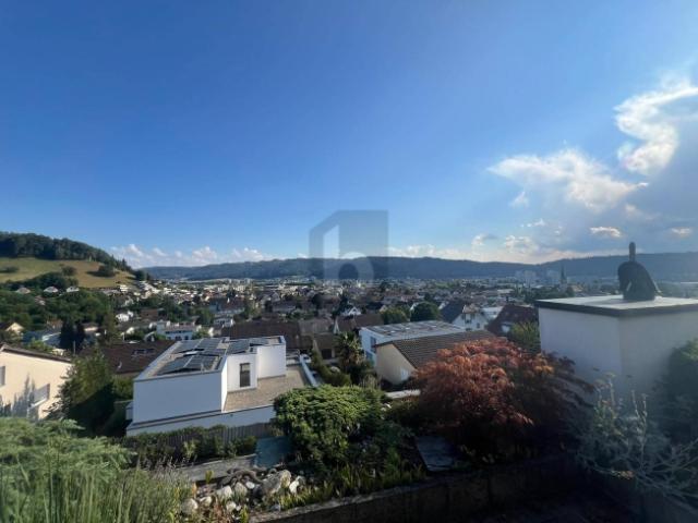 TOP RENOVIERT UND RUHIG MIT AUSSICHT