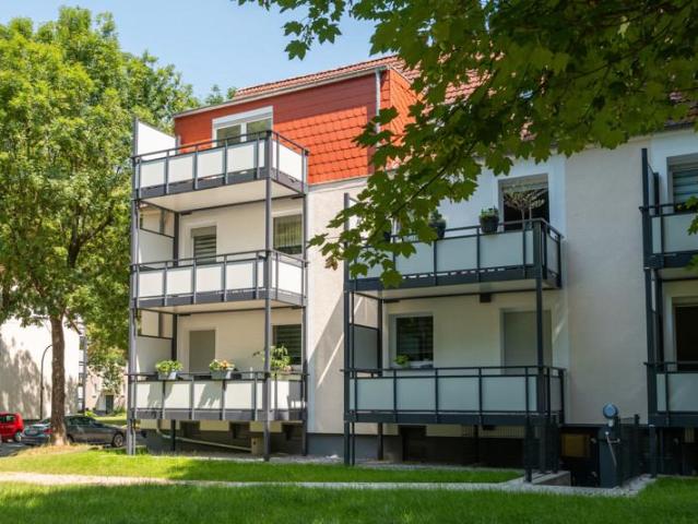 TOP renovierte 2 Zimmer Dachgeschosswohnung