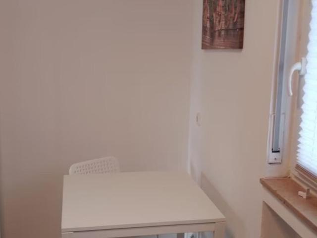 Top renovierte Wohnung. Möbliert und eingerichtet!