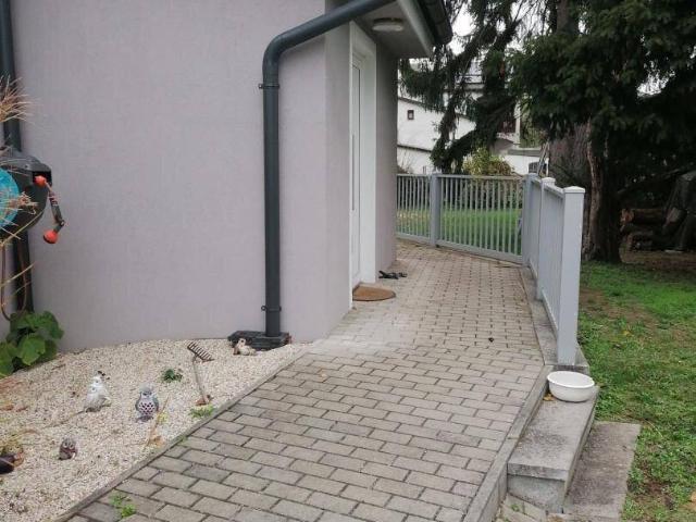 TOP Renoviertes Haus auf großem Grundstück in Toplage von Stockerau