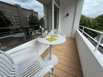 Top Wohnung Golzheim komplett.neu möbliert