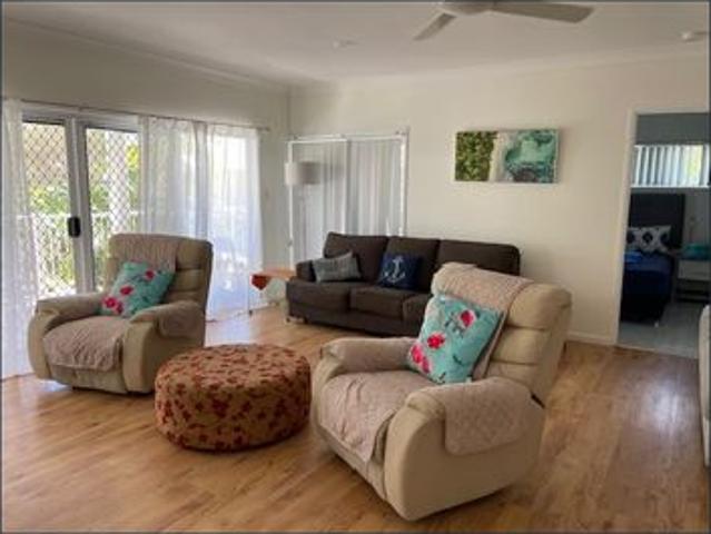 TOP TIER FURNISHED APARTMENT 3 Bedrooms, 2 Bathrooms, fully Air conditioned, Fans, 3 Balconies, Opposite Pool, Inc NBN, linen and power. AVAIL MAY