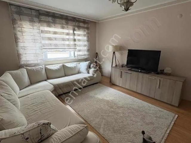 Topçu Mahallesi 1512.cadde Kiralık Ara Kat 2+1 Daire