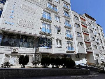 Topçu Mh 14.cadde De 1+1 Eşyalı Daire Net 55 M2 Kapalı Mutfaklı