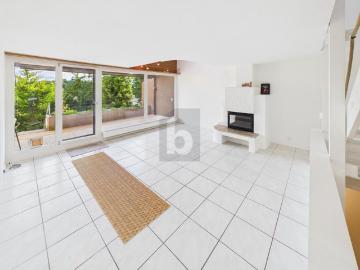 TOP VIEW WITH LOTS OF PRIVACY