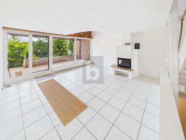 TOP VIEW WITH LOTS OF PRIVACY