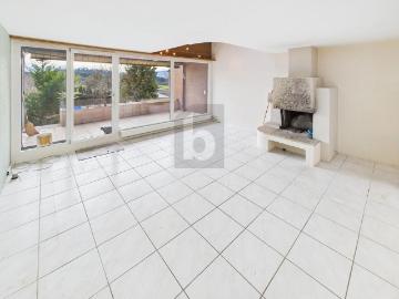 TOP VIEW WITH LOTS OF PRIVACY