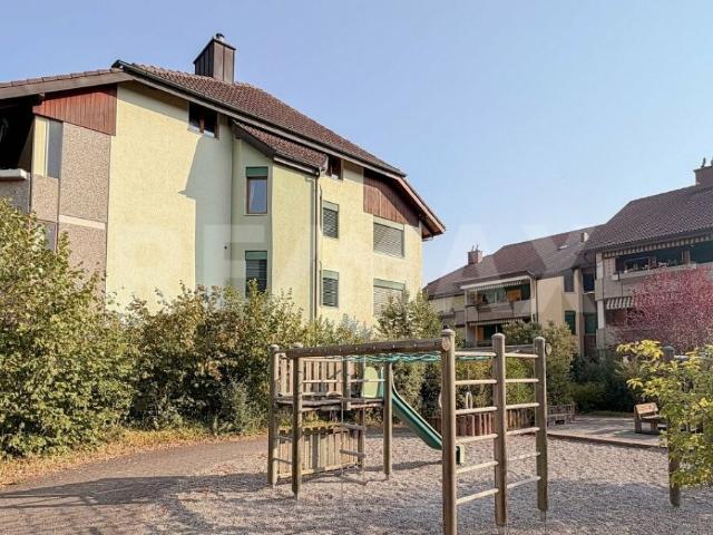 Top zentrale Lage: 3.5 Zimmer Wohnung im 2. OG