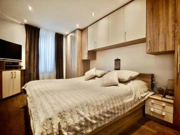 Top Zustand & Zentral: Vollmöblierte 3 Zimmer Wohnung mit Loggia!