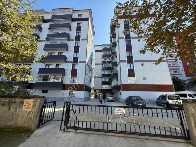 Topaloğlu Emlaktan Tanjantta Vuslat Sitesinde 3+1 Satılık Daire