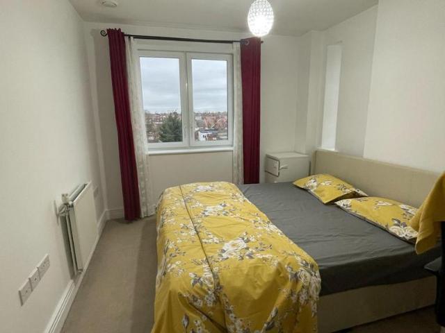Topaz Apartments, Hounslow High. 2 bed flat to rent £2,000 pcm £462 pw