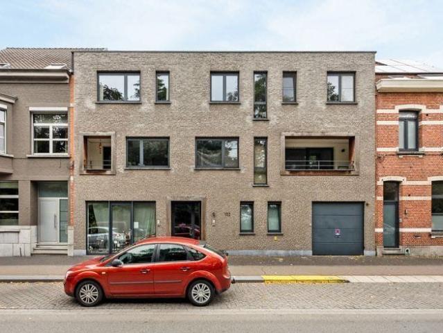 Topgelegen éénslaapkamerappartement met ruim terras en staa…