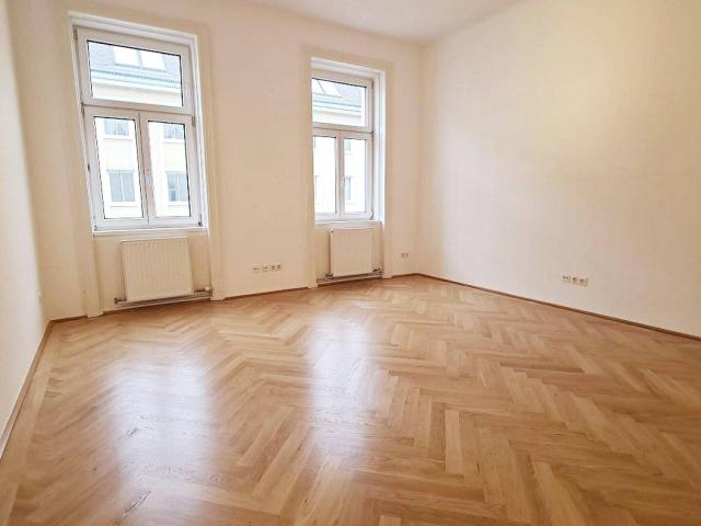 TOPGELEGENHEIT, EIGENHEIM, 82 m2 Altbau, 3 Zimmer, WG tauglich, Küche, Duschbad, 3. Liftstock, AKH & St. Anna Kinderspital Nähe
