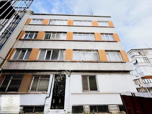 Topkapı Sur Dibinde Satılık 1+1 Daire