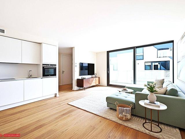 TOPLAGE DACHERSTBEZUG BALKON 10m² RENOVIERTES STILJUWEL EIN HIGH END PROJEKT mit MEHRWERT