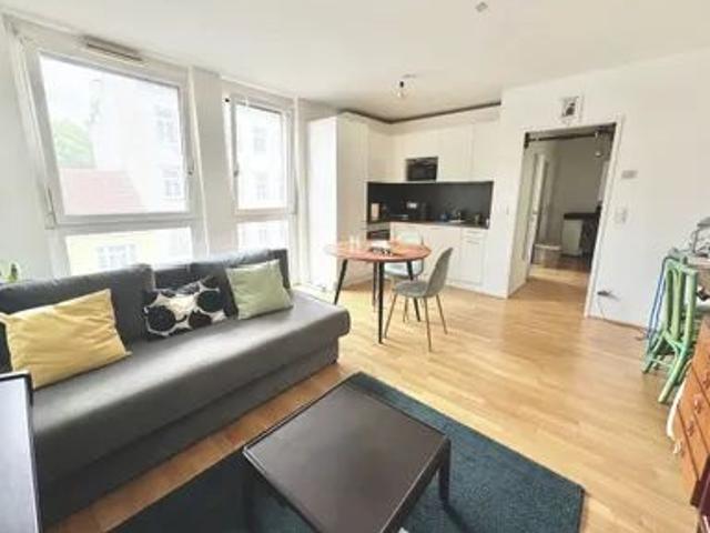 TOPLAGE | HELLE 2 ZIMMER | OPTIMALE RAUMAUFTEILUNG | U BAHN NÄHE