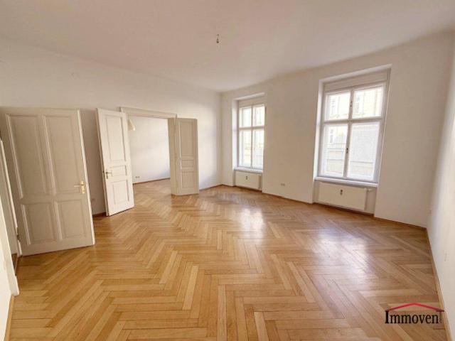 TOPLAGE IN LEOBEN helle Wohnung mit Balkon in einem repräsentativen Altbau!
