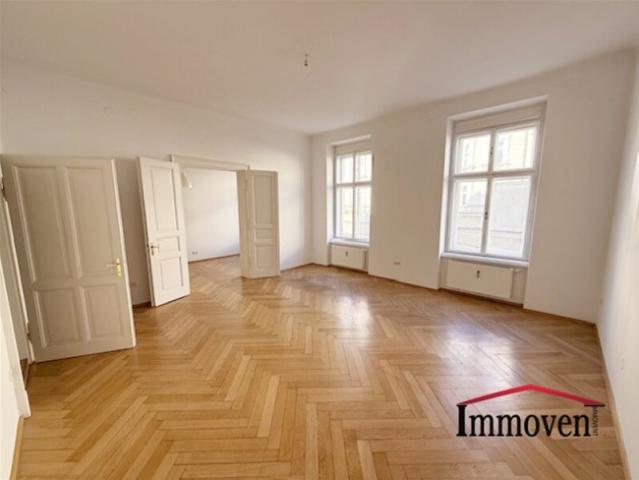TOPLAGE IN LEOBEN helle Wohnung mit Balkon in einem repräsentativen Altbau!