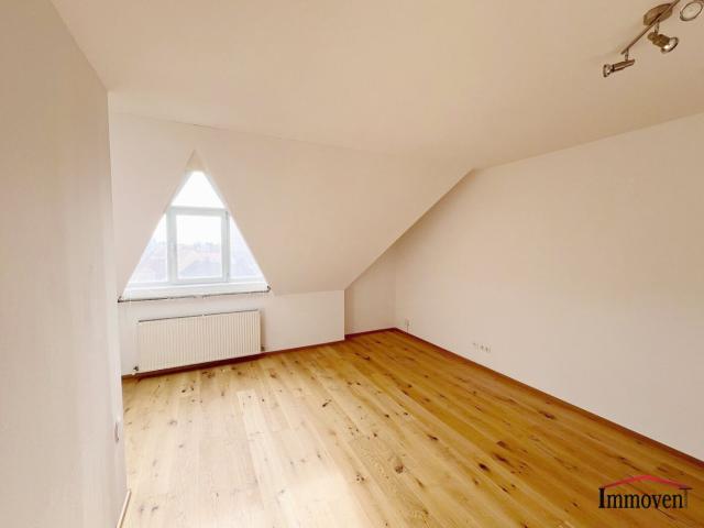 Toplage: 2 Zimmerwohnung am Dietrichsteinplatz!