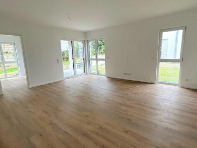 Topmoderne 3 Zimmer Erdgeschosswohnung mit Gartennutzung in ruhiger Lage von Bonn Ippendorf