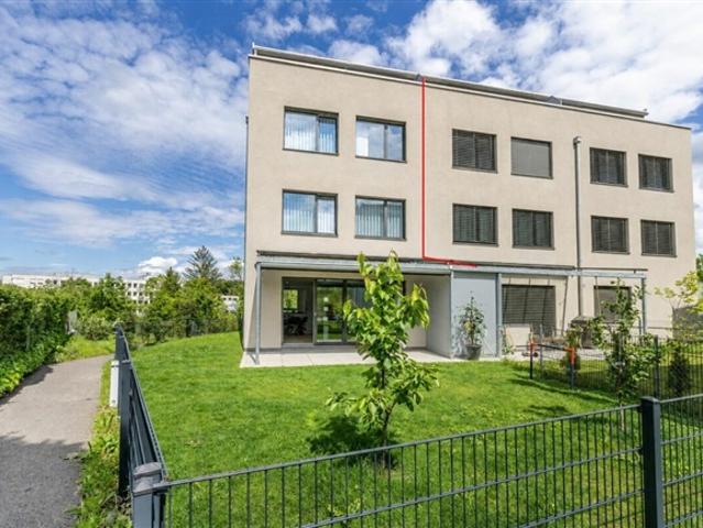 Topmodernes 7.5 Zimmer Eck Reiheneinfamilienhaus