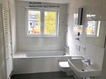 Topp! Erstbezug nach Sanierung schicke Wohnung mit Balkon am Kronenberg