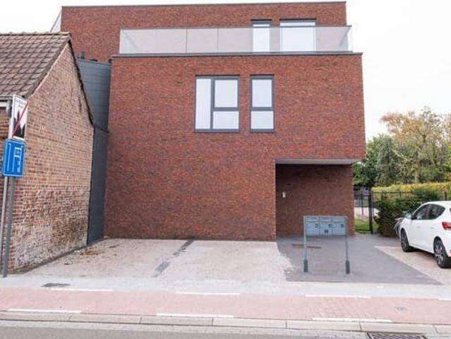 Topper! Ruim 3 gevel appartement van 118 m² met ruim terras