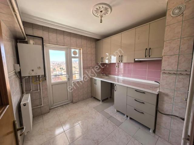 Toprak Emlaktan Ank Keçiören Köşk Mah De 3+1 Manzaralı Daire