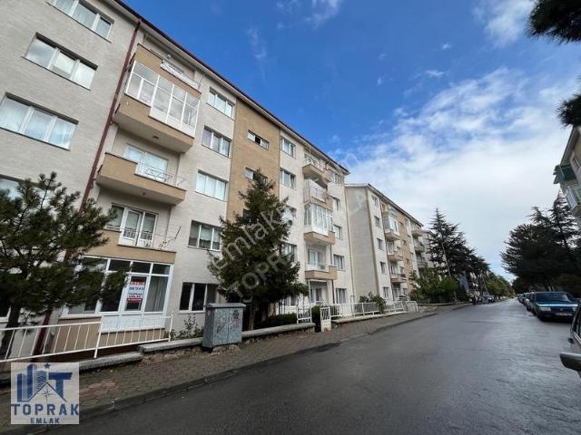 Toprak Emlak'tan Şirintepe Mh / Yeni Boyalı / Kiralık 3+1