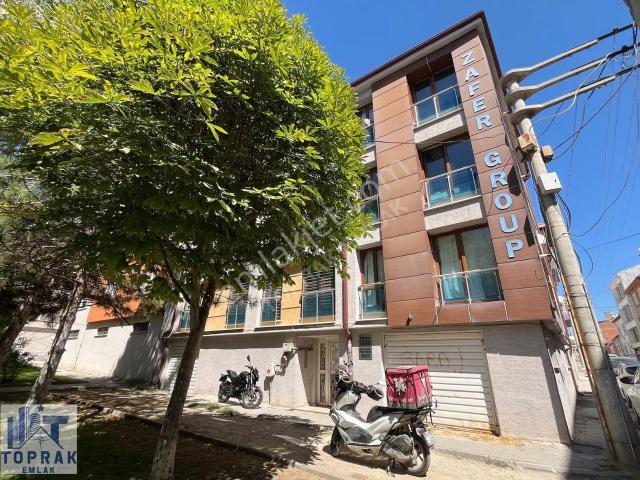 Toprak Emlak'tan Park Manzaralı / Eşyasız / Kiralık 1+1
