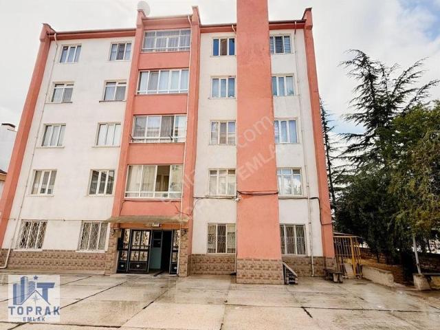 Toprak Emlaktan Uluönder Erzurum Kong. Köşe Arakat Kiralık 2+1