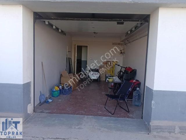 Toprak Emlaktan Vadişehir Mahallesinde Kiralık 3+1 Daire