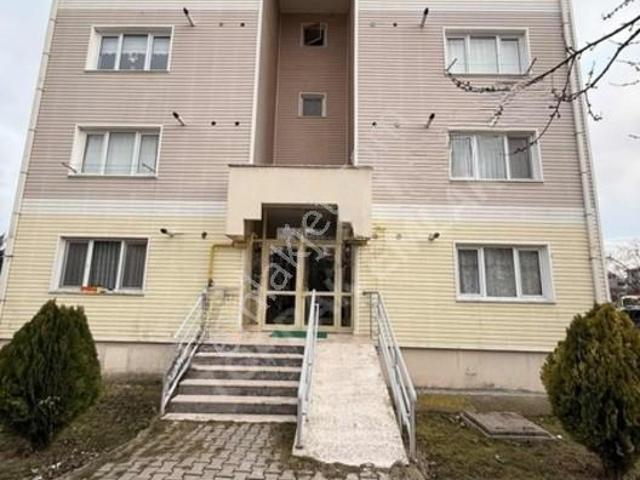 Toprak Emlaktan Yaşamkent Mah. De Bakımlı Eşyalı Kiralık 1+1