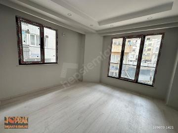 TOPRAK İNŞAAT & EMLAKTAN YEŞİLTEPE MAH.DE SATILIK FIRSAT DAİRE!