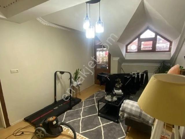 Toprak İnşaat & Emlak'tan Zeytinburnu Telsizde Satılık Dublex Daire