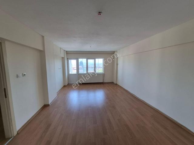 Topraklık Ta Satılık Bakımlı Daire