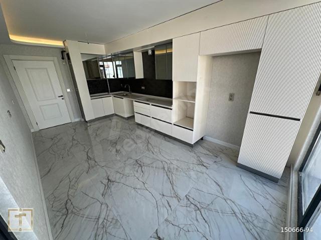 TORUN GAYRİMENKULDEN GÜNEŞEVLERİN EN GÜZEL 4+1 DAİRESİ