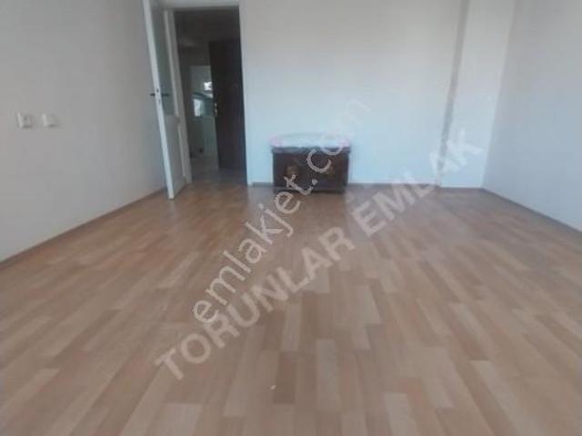 Torunlar Gayrimenkul'den Kiralık Bağcılar Yeni Mah 3+1
