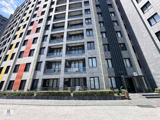 TOR BEYLİKDÜZÜ DENİZ MANZARALI SATILIK B BLOKTA 170 M2 3+1 DAİRE