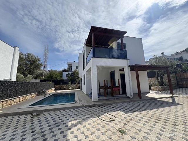 Torba'da kiralık müstakil havuzlu