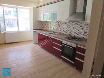 Torbalı Ayranclarda Ana Yol Üzerinde Site İçinde 120 M2 2 Banyolu Kiralık 2+1 Daire