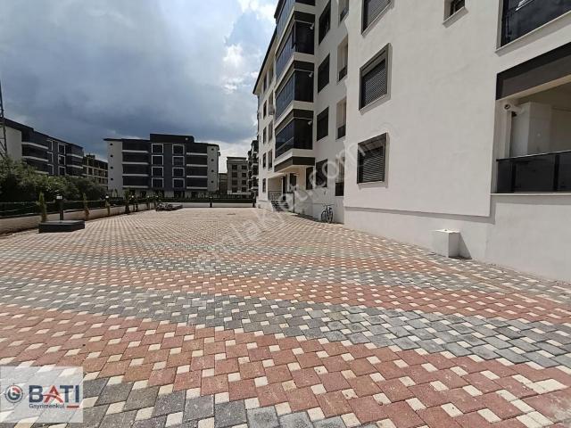 Torbalı Batı Gayrimenkul Den 2+1 Kiralık Daire