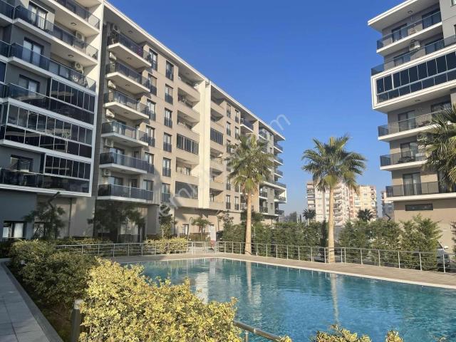 Torbalı Da İzban Yakını Havuzlu Sitede Kiralık 1+1 Daire