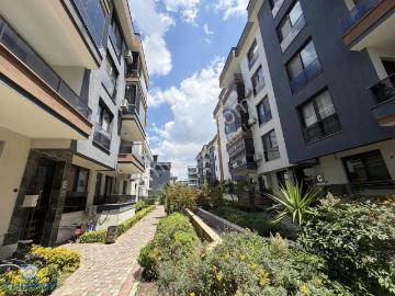 Torbalı Da İzban Yakını Site İçerisinde Geniş Kiralık 1+1 Daire